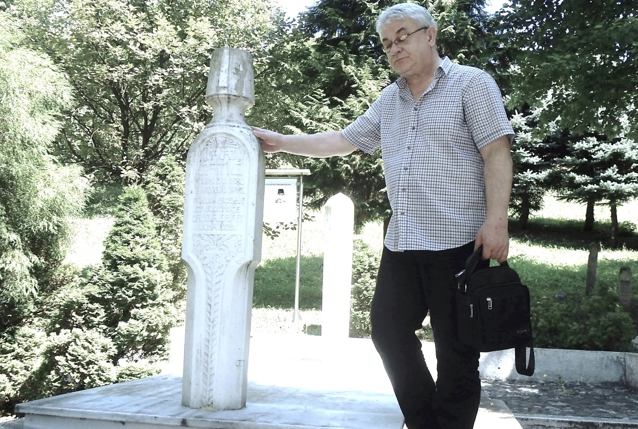 »KOD ĆATIĆEVA GROBA«, SONET AMIRA BRKE